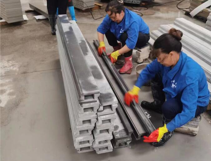 砂巖女工人