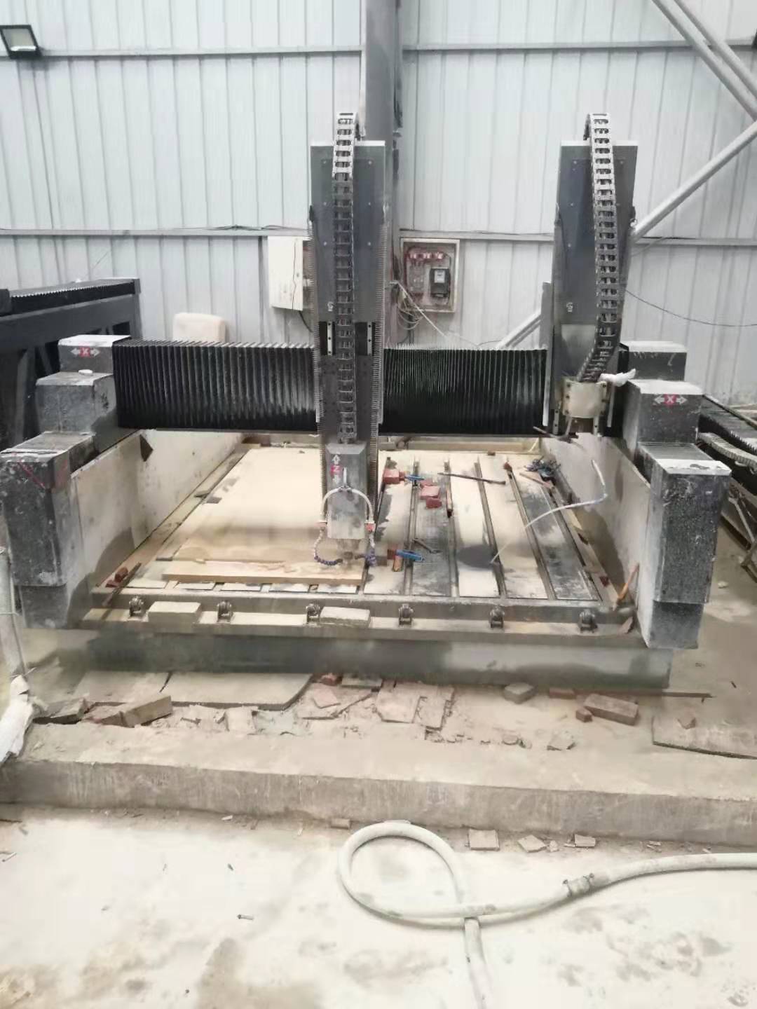 砂巖雕刻機